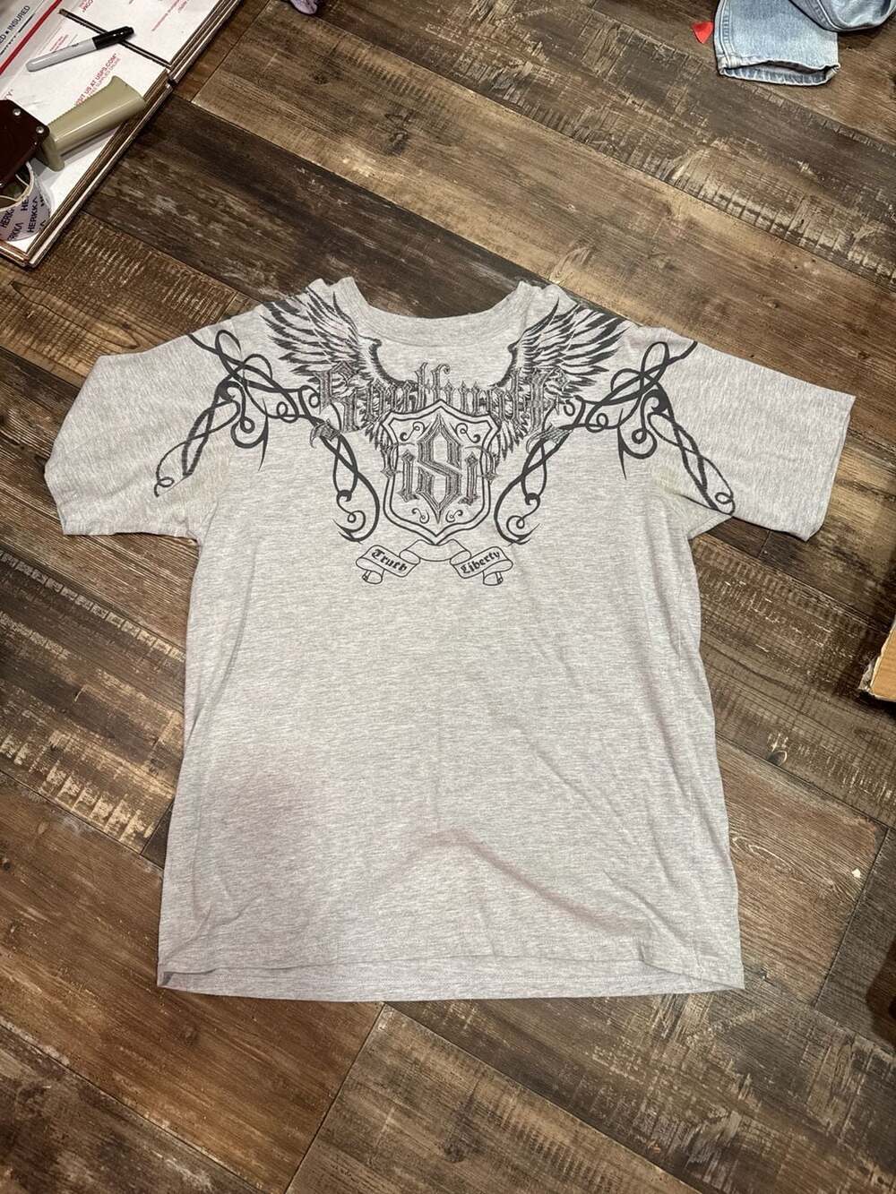 Southpole Wing Grunge Cyber Y2K Graphic Shield T-Shirt